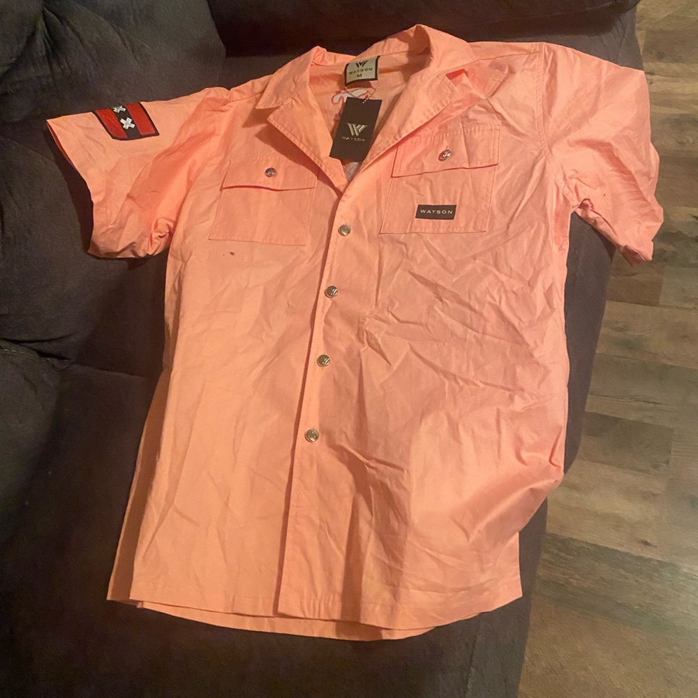 Red Graphic button up size medium - image 2